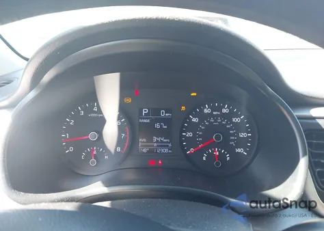 2019 Kia Rio S z USA, uszkodzony, nr VIN 3KPA24AB3KE241647